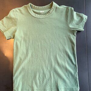 Uniqlo Women's Green Cotton Short Sleeve T-shirt "M"